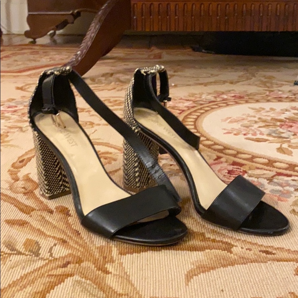 Nine West Black Strap sandals
